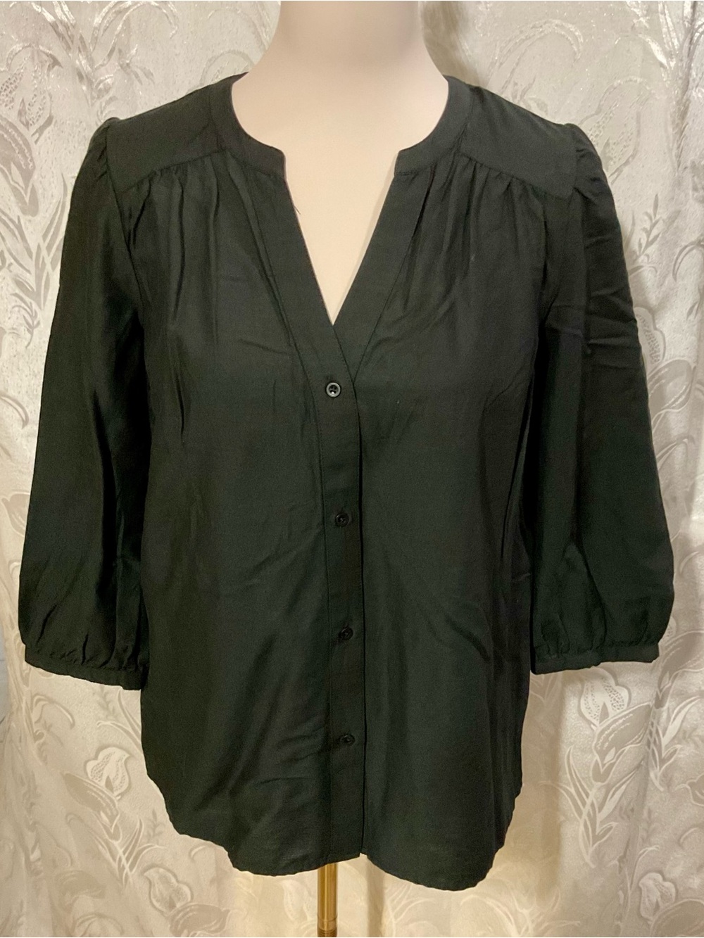 Knox Rose Black V-Notch Blouse 3/4 Sleeve